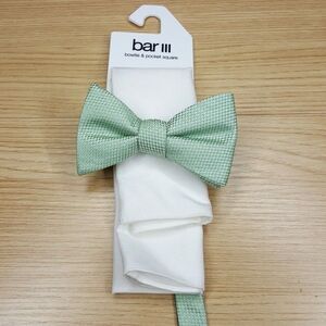 BAR III Mens Bow Tie Mint Green Textured Pre-Tied + White Pockets Square